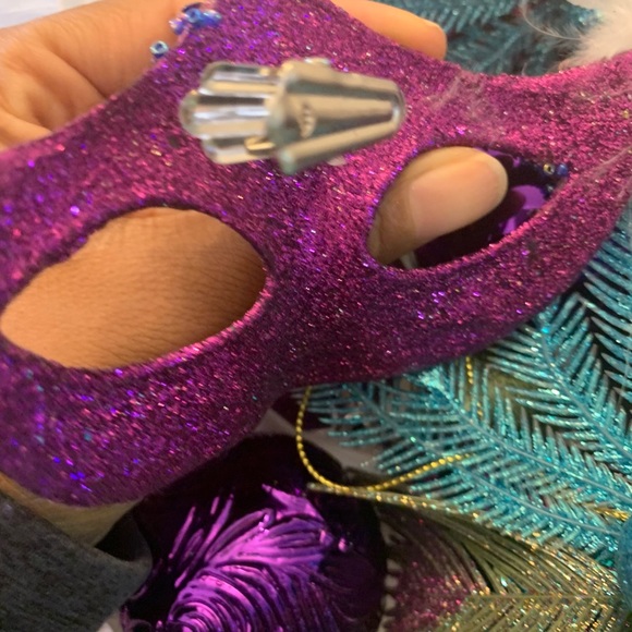 Marci grad ornaments - Picture 5 of 5